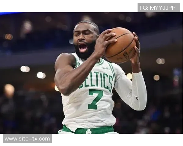 张佳玮分析杰伦布朗本季表现如小卡与乔约翰逊的完美结合